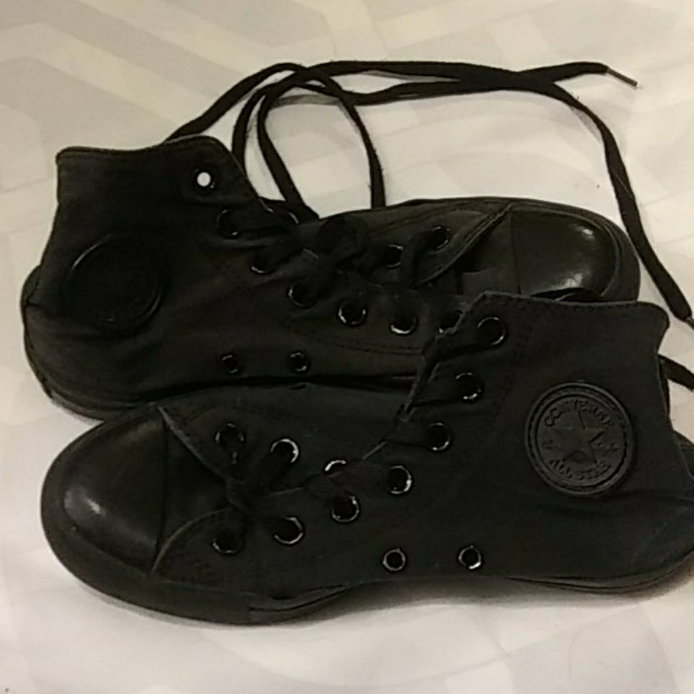 Black Converse Allstar